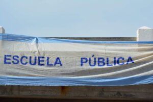 Lee más sobre el artículo El Frente de Unidad Docente logró frenar el recorte en los bolsones de alimentos realizado por el Consejo Escolar de La Costa